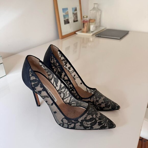 Black lace Manolo blahnik heels - Picture 2 of 5
